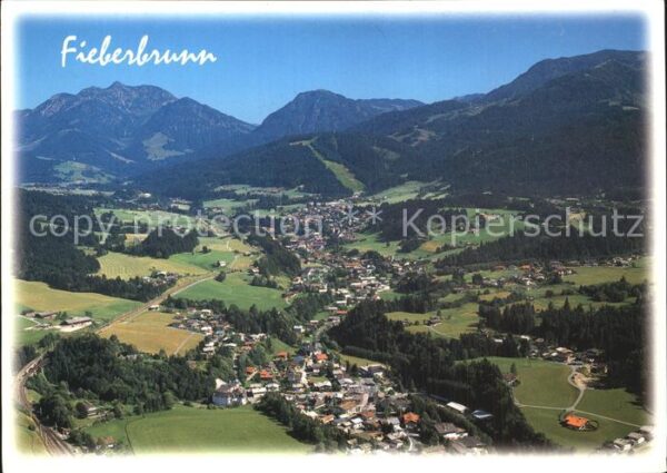 Fieberbrunn Tirol Alpenpanorama Fliegeraufnahme