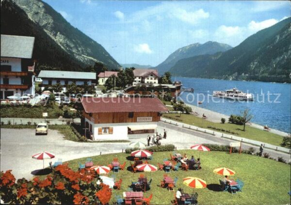 Pertisau Achensee Blick auf die Seeanlagen und Schiffsanl