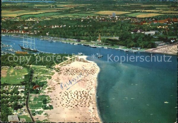 Travemuende Ostseebad Fliegeraufnahme Briwall Badestrand Trav
