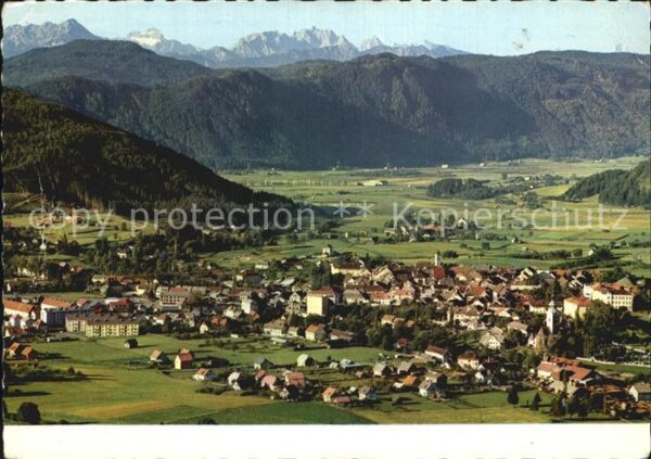 Feldkirchen Kaernten Panorama mit Karawanken und Julischen A