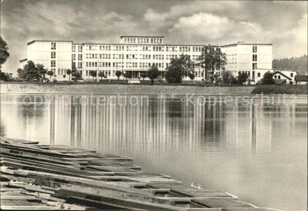 Jablonec nad Nisou Gebäude am Wasser