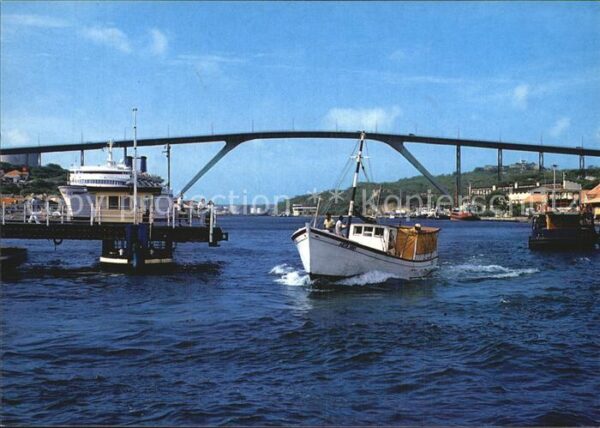 Curacao Niederlaendische Antillen Sankt Anna Bay Pontonbridge