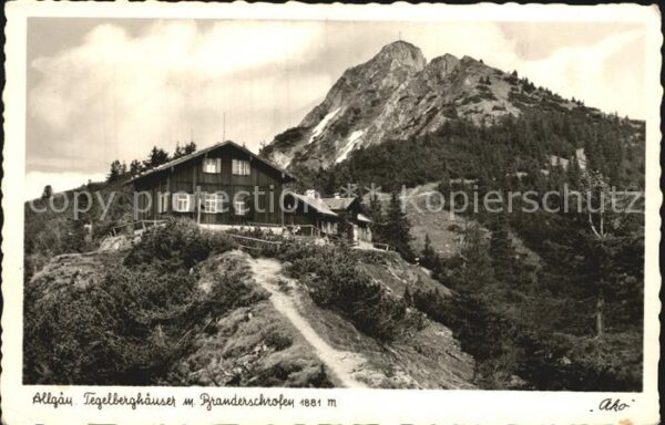 Pfronten Tegelberghäuser mit Branderschrofen