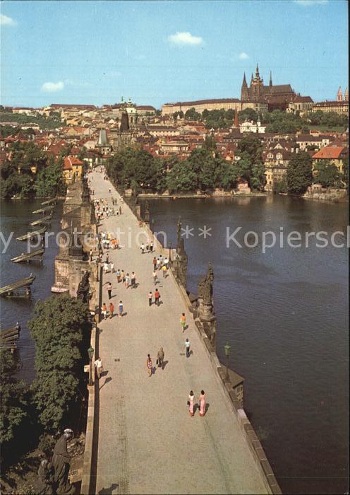 Praha Prahy Prague Brücke mit Burg