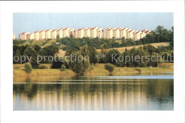 Krakow Krakau Häuserblöcke Flusspartie