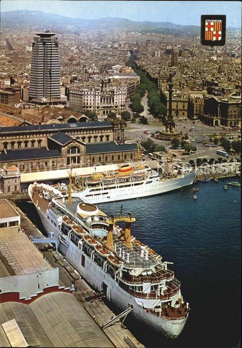 Barcelona Cataluna Puerta de la Paz Hafen Passagierschiff