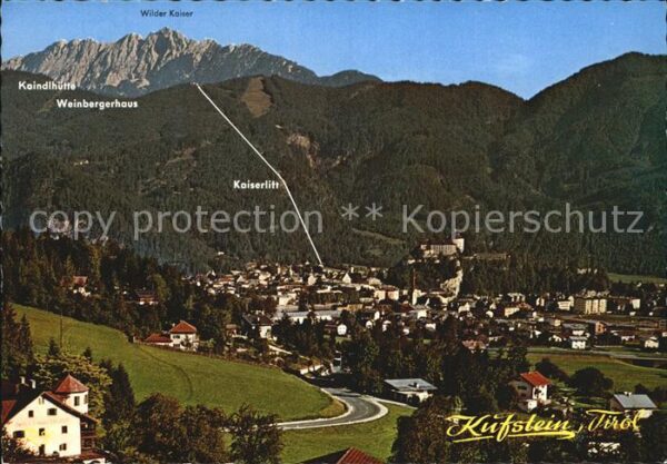 Kufstein Tirol Panorama mit Festung und Kaisergebirge