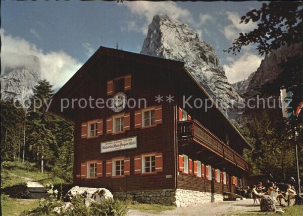Kufstein Tirol Hans Berger Haus gegen Totenkirchl Klei