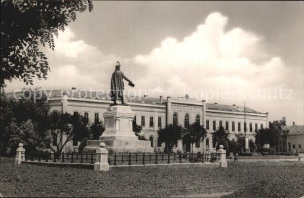 Hajduboeszoermeny Allami Bocskay Denkmal