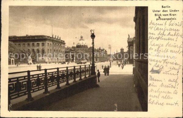 Berlin Unter den Linden Blick vom Kronprinzenp