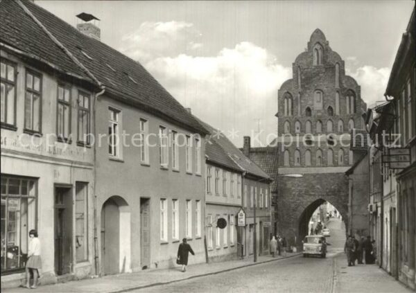Teterow Mecklenburg Vorpommern Otto Grotewohl Straße Malchiner Tor