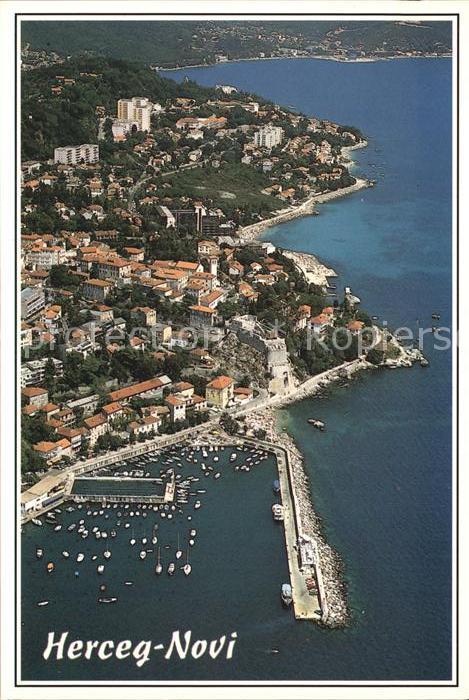HERCEG NOVI Hercegnovi Montenegro Fliegeraufnahme mit Hafen