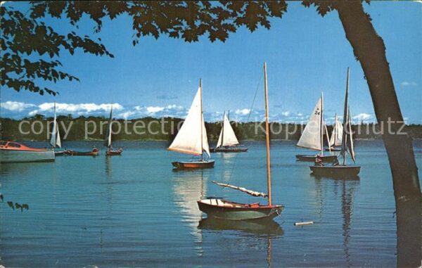 Segelboote Sailboats at Dusk