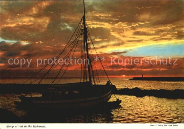 Segelboote Sloop at rest Bahamas