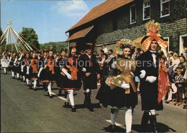 Trachten Hessen Kreis Ziegenhain Hochzeitszug