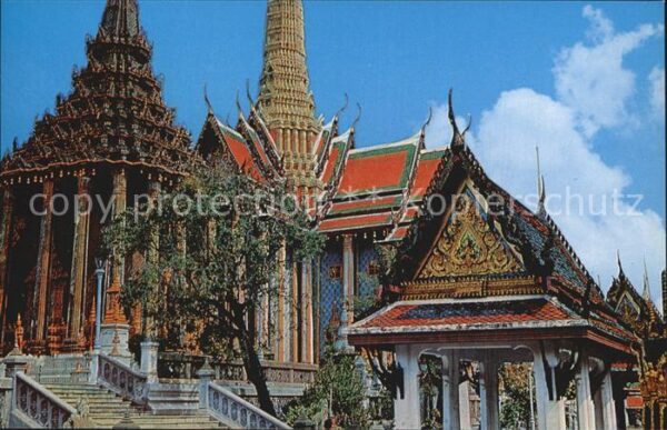 Bangkok Temple of Wat Phra Keo Emerald Buddha T