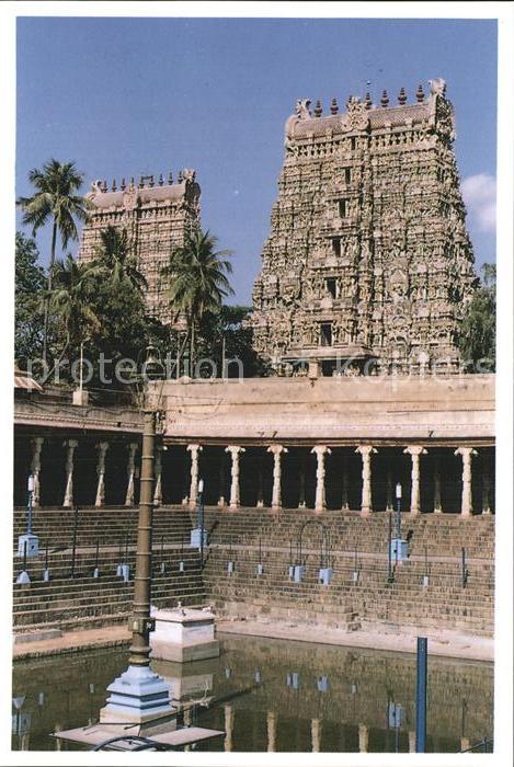 Madurai Eastern Gopura of Meenakshi Tempel