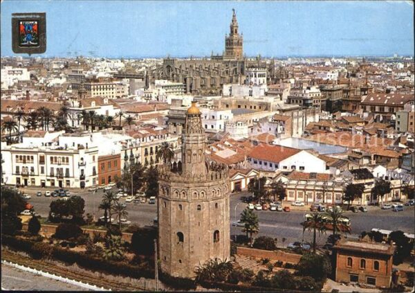 Sevilla Andalucia Torre del Oro y Catedral