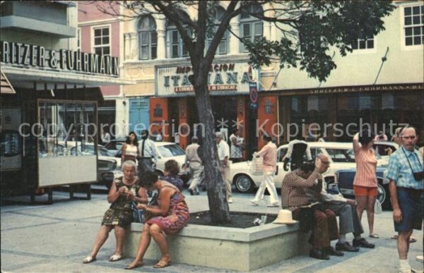 Curacao Niederlaendische Antillen Gomez Square in the Middle of the Shopp