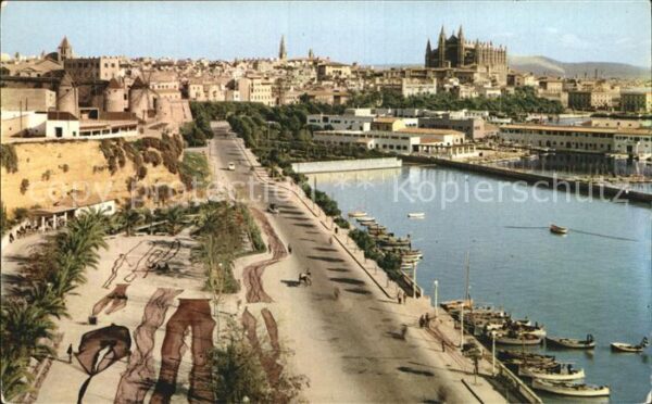 Palma de Mallorca Paseo Maritimo y Catedral