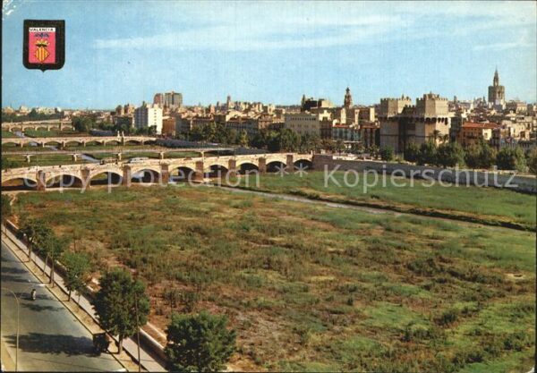 Valencia Valenciana Rio Turia Torres de Serranos
