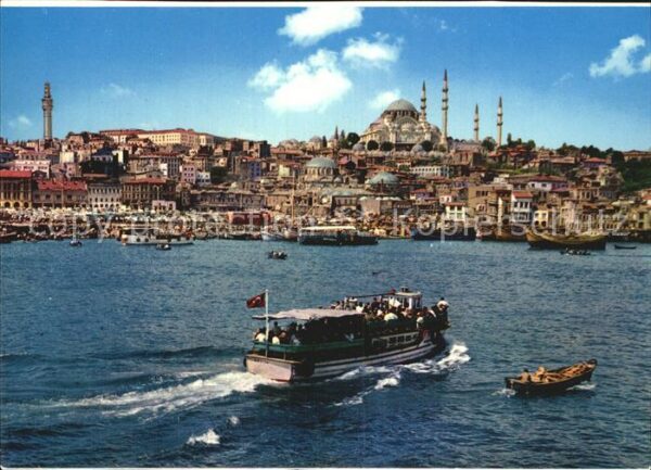 Istanbul Constantinopel The Golden Horn and the Mosque of Solim