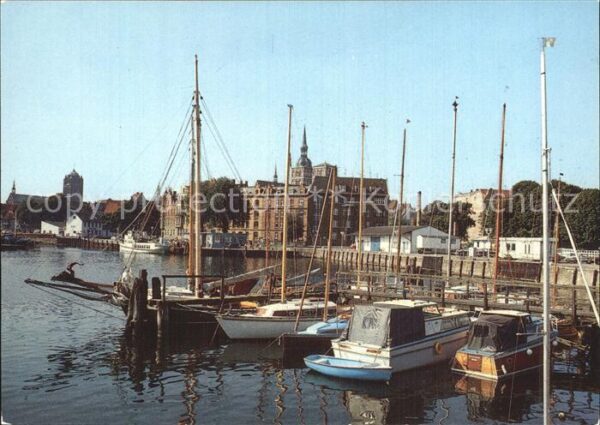 Stralsund Mecklenburg Vorpommern Hafenpartie
