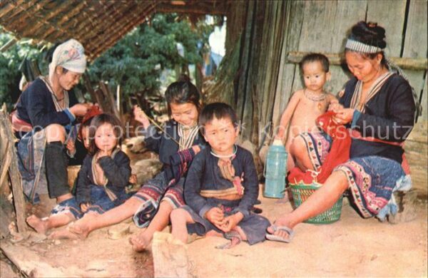 Handarbeit Nähen Thai Meo Hill-Tribe Family Chieng