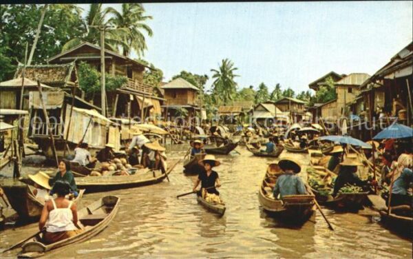 Boote Dhornburi Thailand Floating Market
