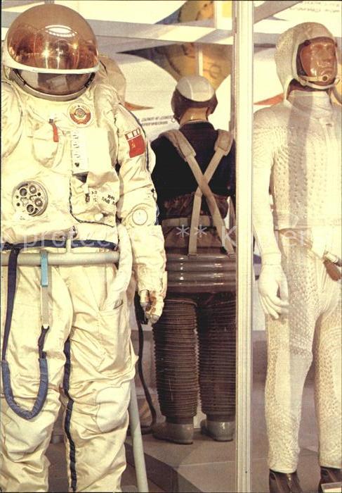 Raumfahrt Weltraumskafander Satelliten-Station Sa