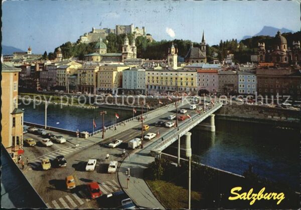 Salzburg Oesterreich Mozartstadt Staatsbrücke mit Festung