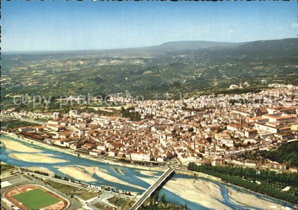 Coimbra Fliegeraufnahme mit Brücke