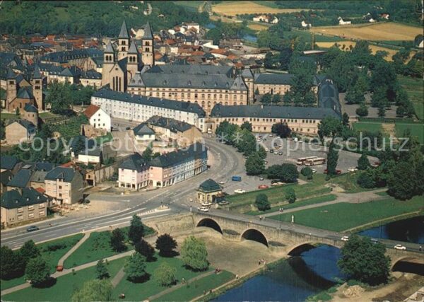 Echternach Fliegeraufnahme mit Kirche und Brücke
