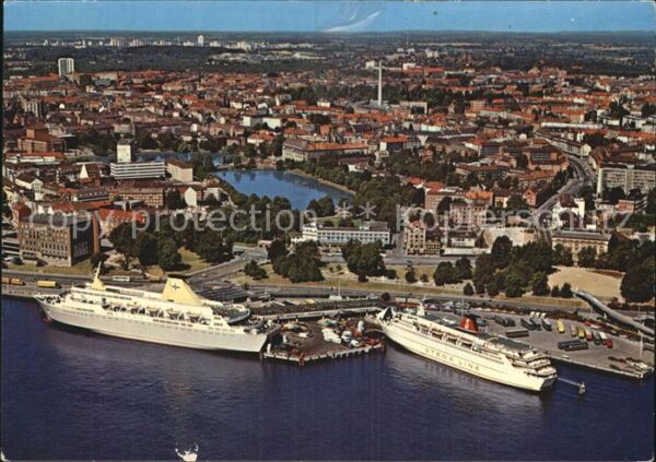 Kiel Fliegeraufnahme Osloo Kai und Innenstad