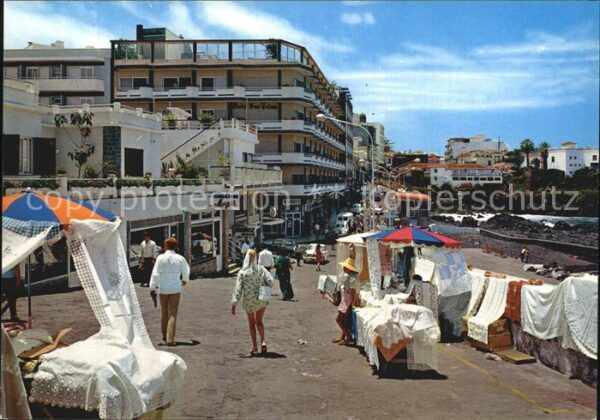 Puerto de la Cruz Mercado de bordados