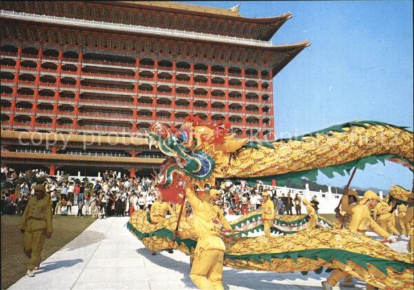 Taiwan Dragon dance Chines New Year Grand-Hote