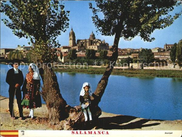 Salamanca Castilla y Leon A orillas del Tormes