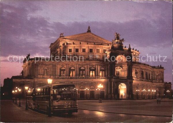 Dresden Semper Opernhaus Nachtaufnahme