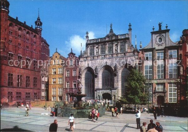 Gdansk Fontanna Neptuna i Dwor Artusa przy Dlu