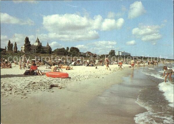Zinnowitz Ostseebad Strand mit Erholungsheimen