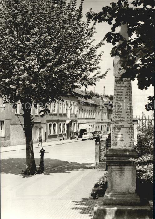 Bad Gottleuba-Berggiesshuebel Postmeilensäule und Rathaus