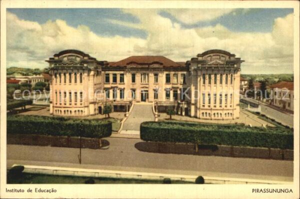 Pirassununga Instituto de Educacao