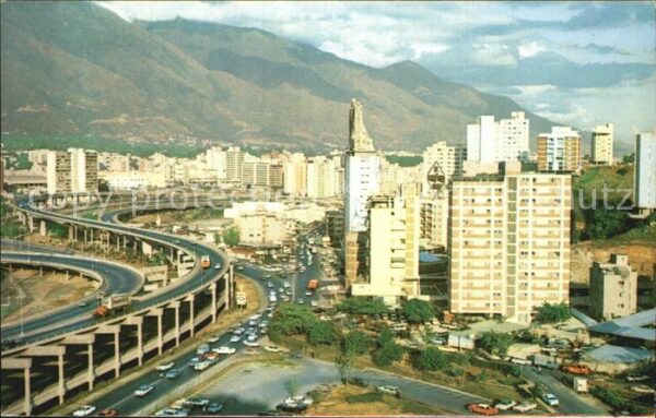 Caracas Pulpo y Colinas de Bello Monte Fliegera