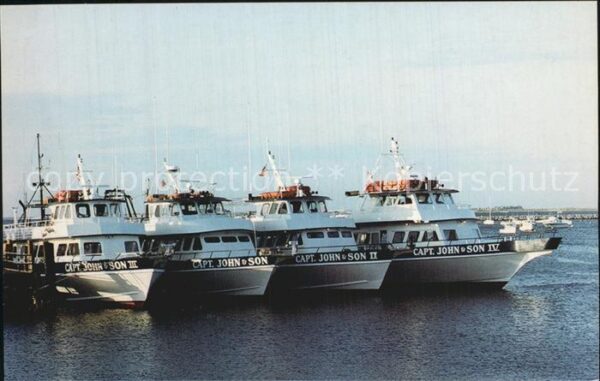 Motorschiffe Captain John Boats Plymouth Massachuset