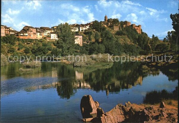 Puebla de Sanabria Rio y vista parcial