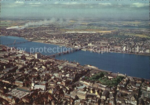 Aalborg mit Hafen Fliegeraufnahme
