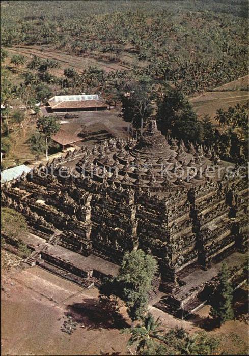 Java Indonesien Borobudur the biggest Buddhist temple