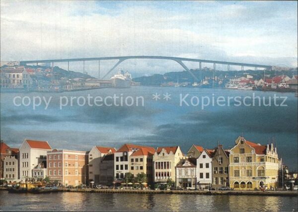 Willemstad Harbour entrance and Handelskade