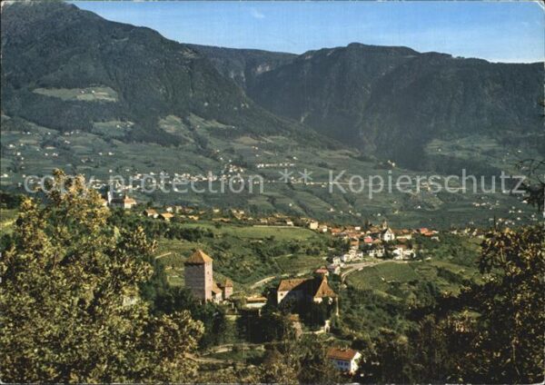 Dorf Tirol Schloss Panorama