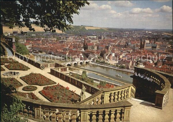 Wuerzburg Festung marienburg Blick vom Fürstengar